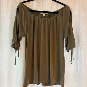 Green Envelope Olive Blouse with Tie Sleeves